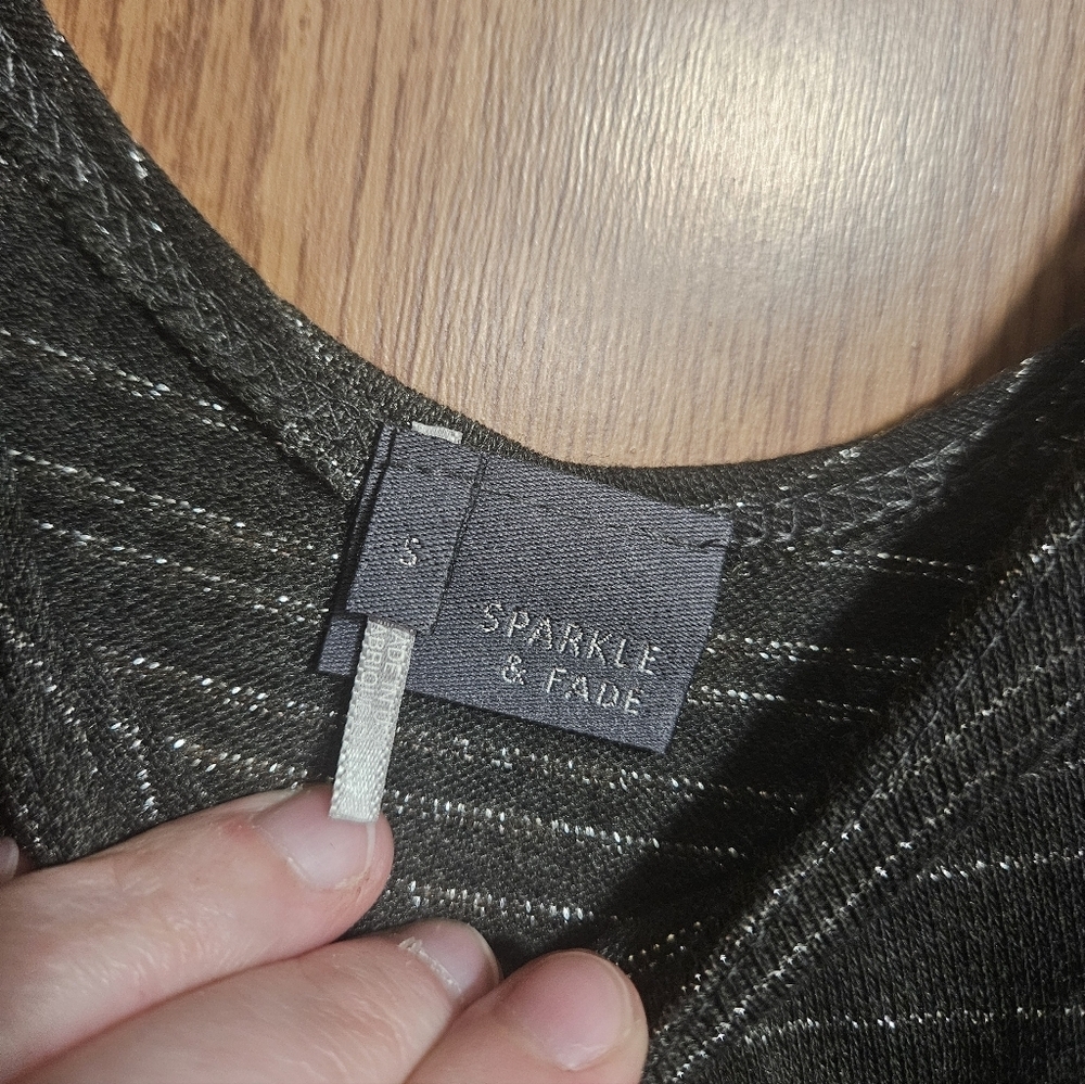 Sparkle And Fade Gray And Metallic Mini Dress Sleeveless Fit And Flare Size Sm! - Picture 2 of 5